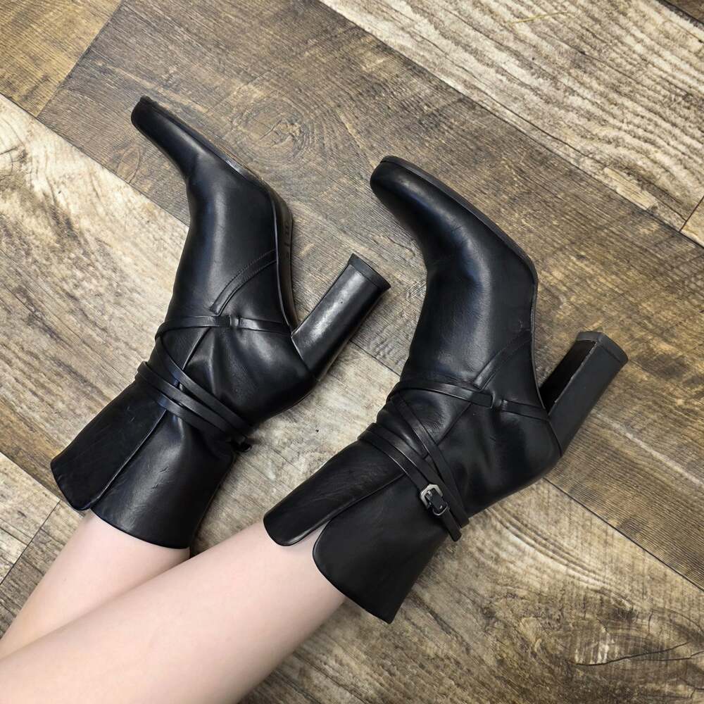 Jil Sander Black Leather Ankle Boots Wrap Minimalist Designer 37 1/2 (US 7-7.5)